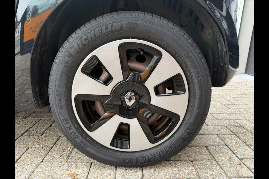 Renault Twingo 1.0 SCe Collection | SLECHTS 49.857 KM | 1E EIGENAAR | AIRCO | ELEK.PAKKET | SPOILER |