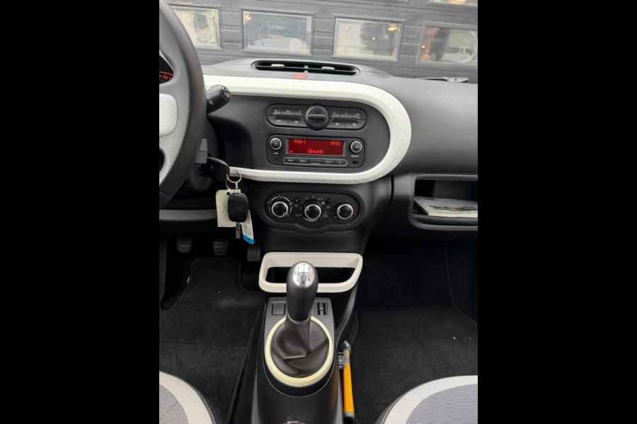 Renault Twingo 1.0 SCe Collection | SLECHTS 49.857 KM | 1E EIGENAAR | AIRCO | ELEK.PAKKET | SPOILER |