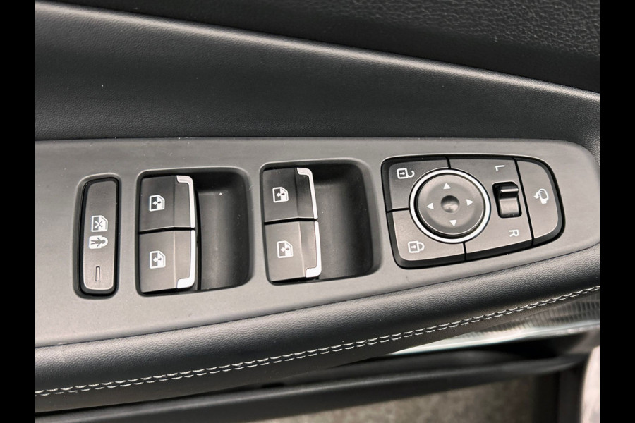 Hyundai Santa Fe 1.6 T-GDI PHEV Comfort Smart 7p. | Adaptieve Cruise | Leder | Camera |Krell | Stoelverwarming | Carplay |