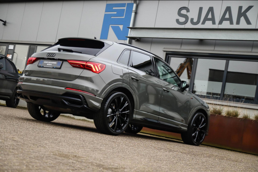 Audi Q3 35 TFSI 1.5TFSI S Line Pro Line S 150pk S-Tronic! Panoramadak|Virtual Cockpit|LED Matrix|Leder|B&O|Black|21inch|Trekhaak
