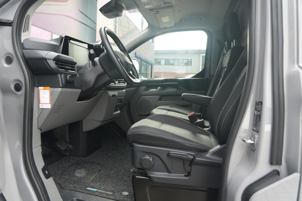 Ford Transit Custom 320 2.0 TDCI L2H1 Limited 170pk - Trekhaak - ACC - Blindspot - Stoel/Stuurverwarming - Sidesteps - Rijklaar