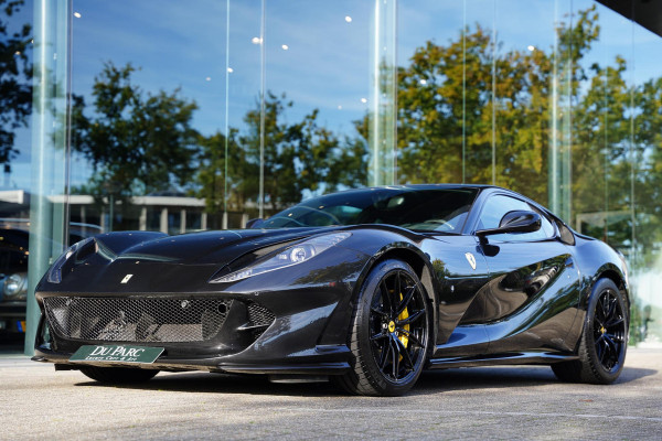Ferrari 812 6.5 V12 Superfast HELE / Carbon / Lift / Passenger Display / Leder Nero