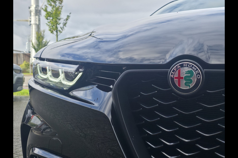 Alfa Romeo Tonale 1.5T Hybrid Veloce | Panorama-Dak