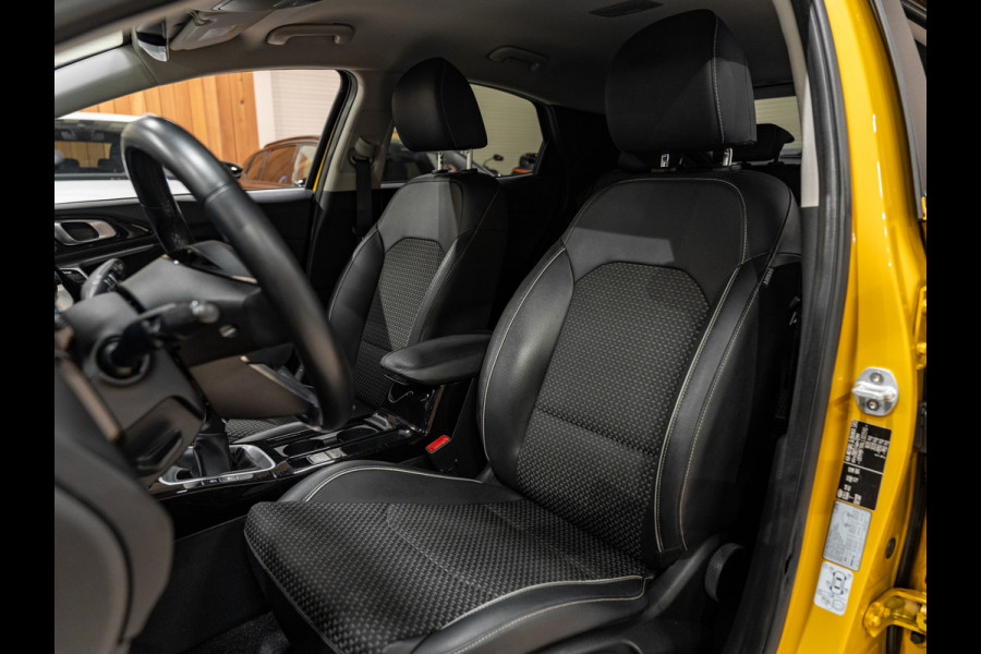 Kia Xceed 1.0 T-GDi DynamicPlusLine, Navi, Apple Carplay, Cruise, Bluetooth/Tel, PDC, Private Glas, Volledig Onderhouden