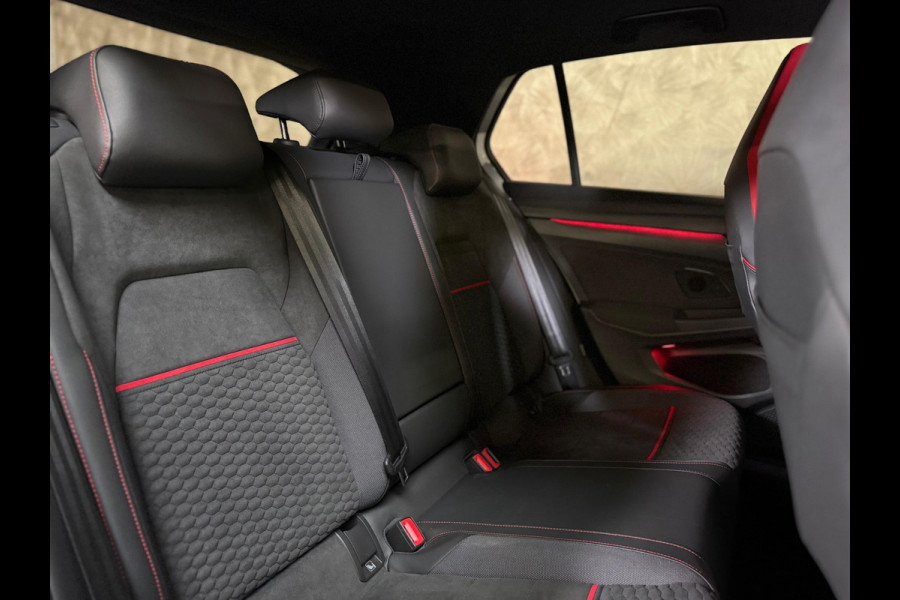 Volkswagen Golf 2.0 TSI GTI CLUBSPORT | Pano | Stoel/Stuurverwarming | IQ Light | Camera | Harman Kardon