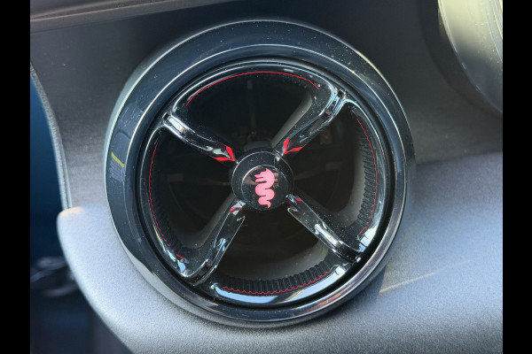 Alfa Romeo junior 1.2 Turbo Hybrid Ibrida Speciale (Elektrische Klep - LED - Keyless Entry - Parkeersensoren V+A - Stoelverwarming - Adaptieve Cru