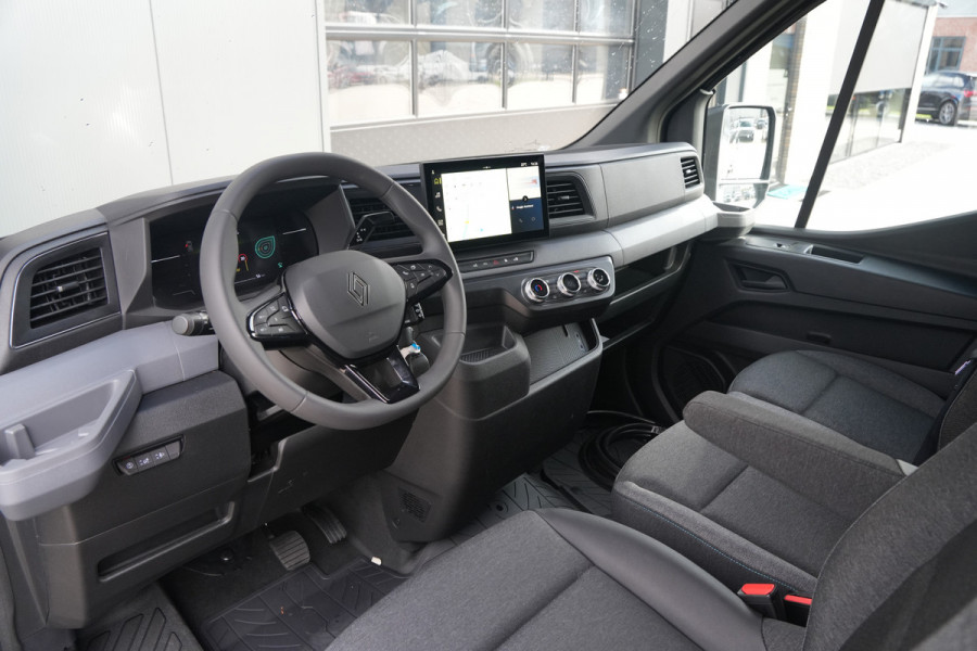 Renault Master E-Tech T35 L2H2 Advance Long Range 87 kWh 143pk - Navi - Camera - Betimmering - Trekhaak - 270 GR deuren - Blind Spot - Stoelverwarming