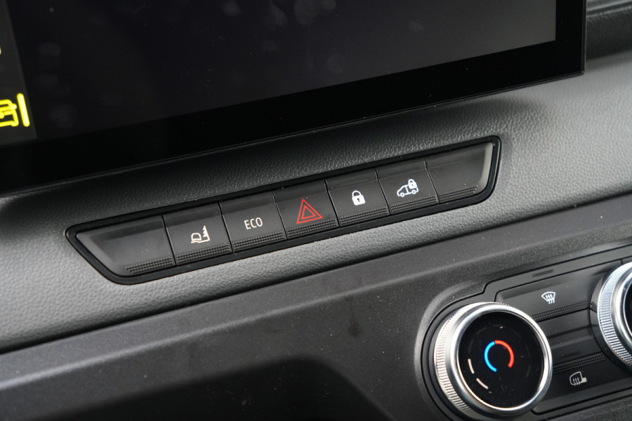 Renault Master E-Tech T35 L2H2 Advance Long Range 87 kWh 143pk - Navi - Camera - Betimmering - Trekhaak - 270 GR deuren - Blind Spot - Stoelverwarming