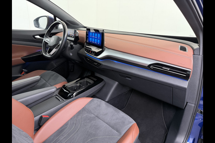 Volkswagen ID.4 82kWh 204PK Trekhaak Panoramadak SOH 90% Camera 3-Zone Ecc Adap.Cruise Matrix Led Led-a-lich dynamisch Apple Carplay Android Auto Isofix Privacy Glas Lmv 20" Led 1.000KG Trekgewicht 1e Eigenaar Origineel Nederlandse Auto