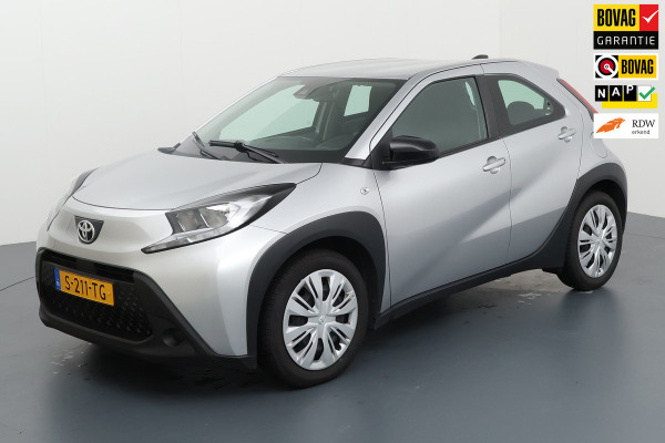 Toyota Aygo X 1.0 VVT-i MT Play|Airco|CarPlay|Camera|Nap