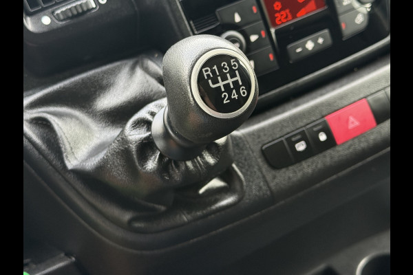 Peugeot Boxer 2.2 BlueHDi 120 PK / L2H2 / 23.081 KM! / 1e EIG. / ECC / CRUISE / DAB+ / CARPLAY / 3-ZITS