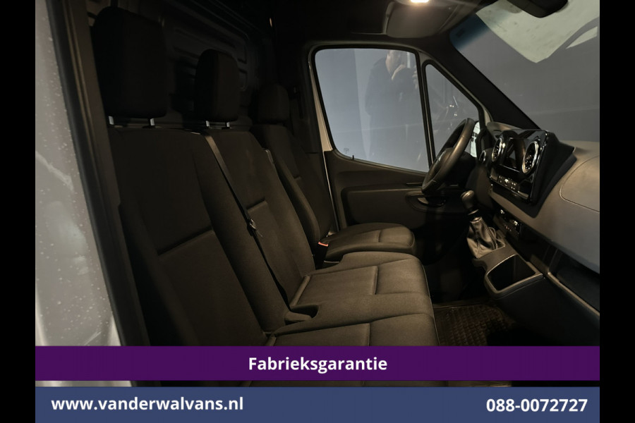 Mercedes-Benz Sprinter 317 CDI 170pk L3H2 Fabrieksgarantie Euro6 Airco | XL MBUX | Camera | LED | Adaptieve Cruiscontrol Parkeersensoren, Bijrijdersbank