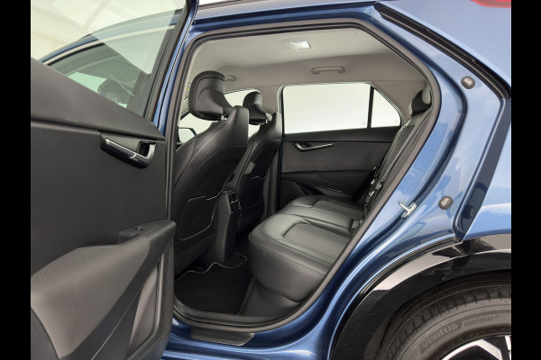 Kia Niro EV DynamicLine 64.8 kWh [3-Fase-11kW] {SoH-100%} (INCL-BTW) Aut. *LEATHER-FABRIC | ADAPTIVE-CRUISE | DIGI-COCKPIT | KEYLESS | CAMERA | DAB | COMFORTSEATS | SHIFTPADDLES | ECC | PDC | CARPLAY | 17''ALU*