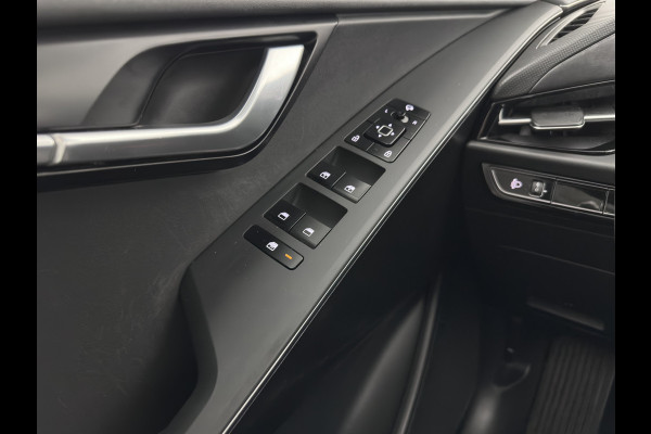 Kia Niro EV DynamicLine 64.8 kWh [3-Fase-11kW] {SoH-100%} (INCL-BTW) Aut. *LEATHER-FABRIC | ADAPTIVE-CRUISE | DIGI-COCKPIT | KEYLESS | CAMERA | DAB | COMFORTSEATS | SHIFTPADDLES | ECC | PDC | CARPLAY | 17''ALU*