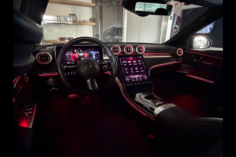 Mercedes-Benz C-Klasse 180 AMG Night Pano Memory 360Cam. Distr.