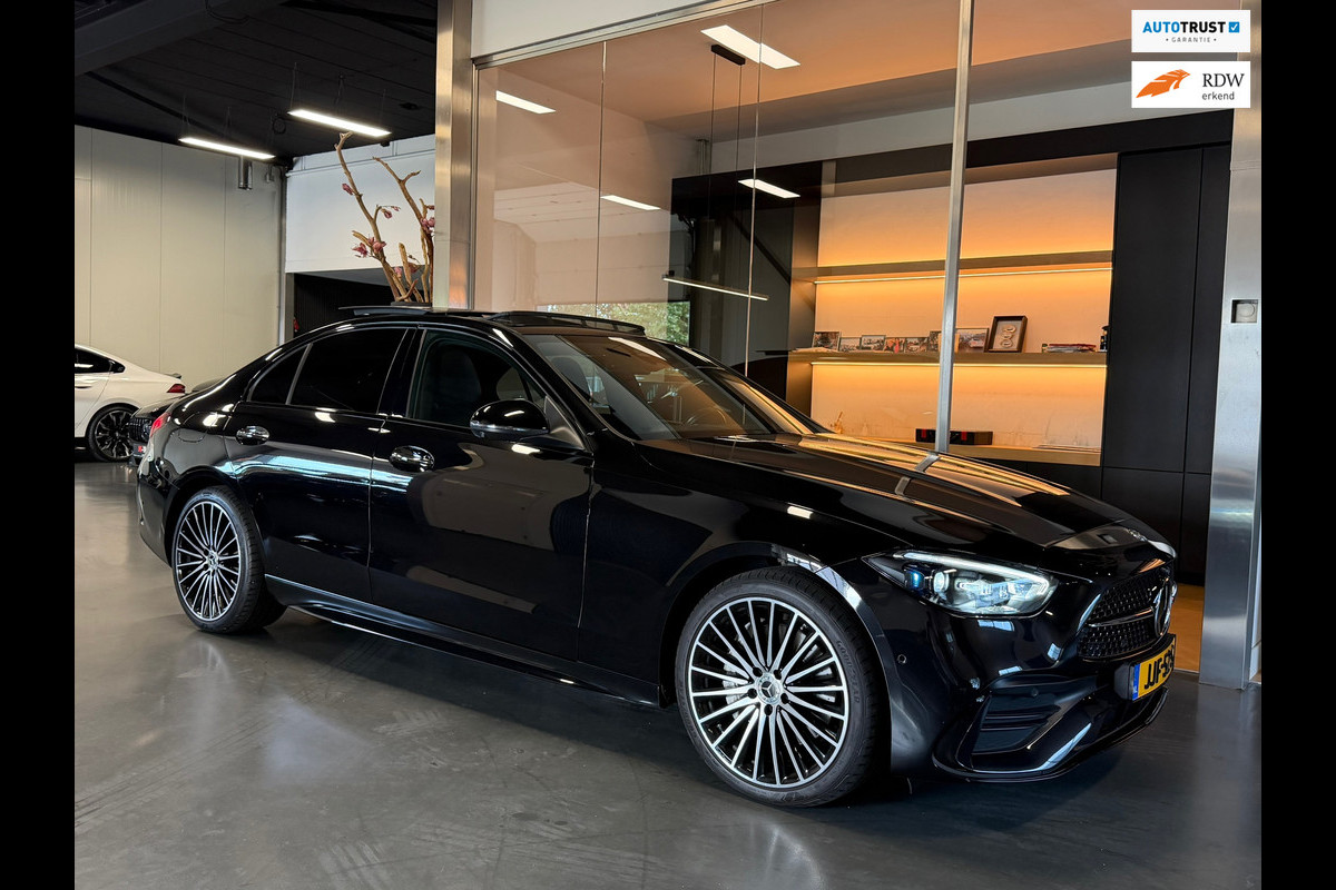Mercedes-Benz C-Klasse 180 AMG Night Pano Memory 360Cam. Distr.