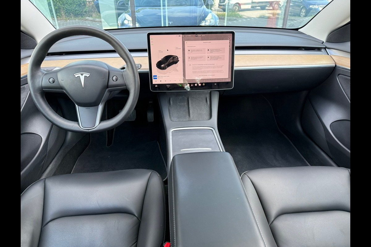 Tesla Model 3 Long Range AWD 75 kWh - Automaat - Leder - Panodak - Navi