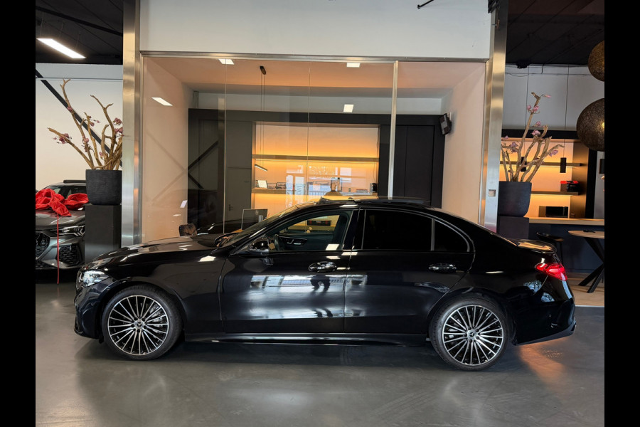Mercedes-Benz C-Klasse 180 AMG Night Pano Memory 360Cam. Distr.