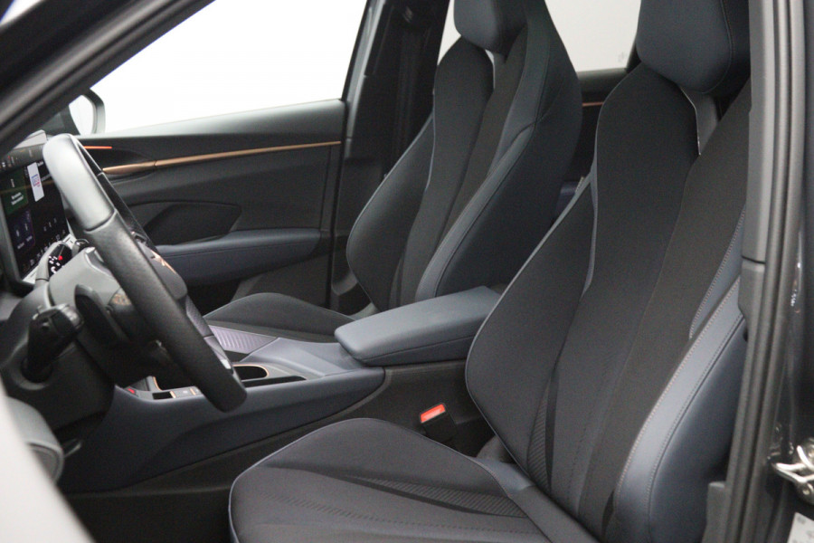 CUPRA Terramar 1.5 TSI e-Hybrid VZ 272 PK Performance PHEV, Panoramadak, Carplay, Stuur-Startknop, Camera