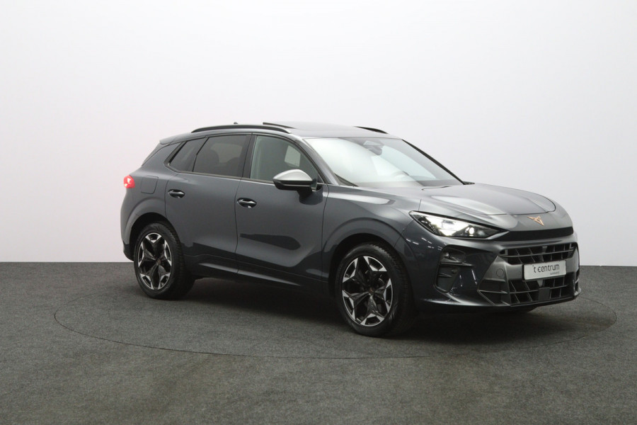 CUPRA Terramar 1.5 TSI e-Hybrid VZ 272 PK Performance PHEV, Panoramadak, Carplay, Stuur-Startknop, Camera