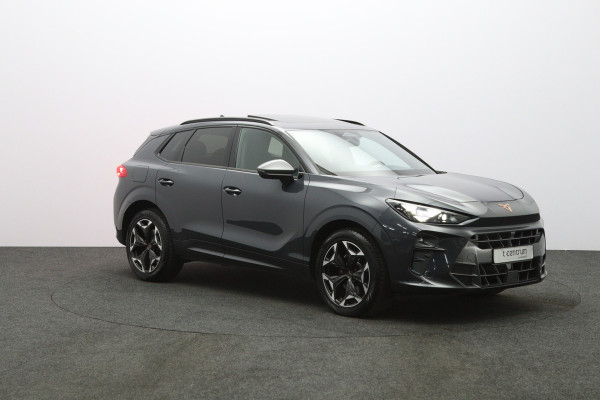 CUPRA Terramar 1.5 TSI e-Hybrid VZ 272 PK Performance PHEV, Panoramadak, Carplay, Stuur-Startknop, Camera