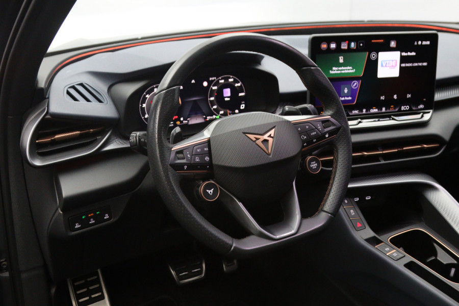 CUPRA Terramar 1.5 TSI e-Hybrid VZ 272 PK Performance PHEV, Panoramadak, Carplay, Stuur-Startknop, Camera