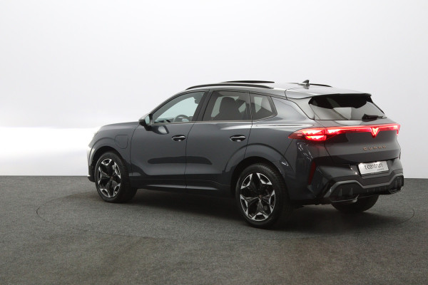 CUPRA Terramar 1.5 TSI e-Hybrid VZ 272 PK Performance PHEV, Panoramadak, Carplay, Stuur-Startknop, Camera