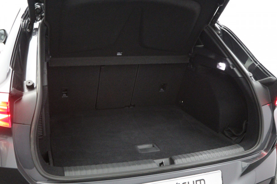 CUPRA Terramar 1.5 TSI e-Hybrid VZ 272 PK Performance PHEV, Panoramadak, Carplay, Stuur-Startknop, Camera
