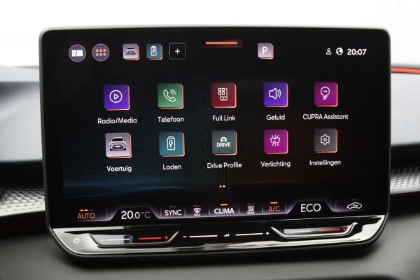 CUPRA Terramar 1.5 TSI e-Hybrid VZ 272 PK Performance PHEV, Panoramadak, Carplay, Stuur-Startknop, Camera