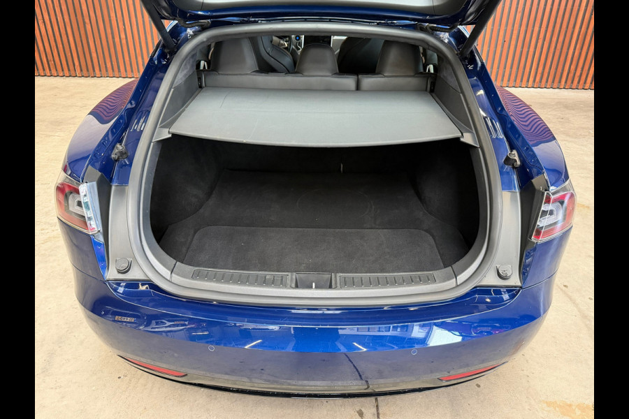 Tesla Model S 75D Base