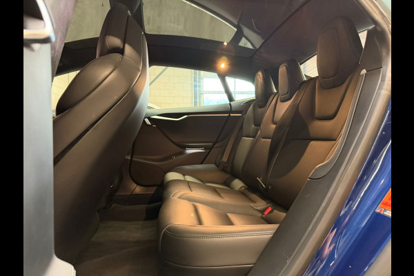 Tesla Model S 75D Base