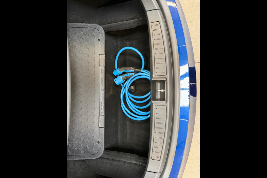 Tesla Model S 75D Base