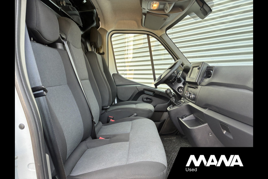 Renault Master T35 2.3 dCi 135 L2H2 Airco Bluetooth Sensoren Radio