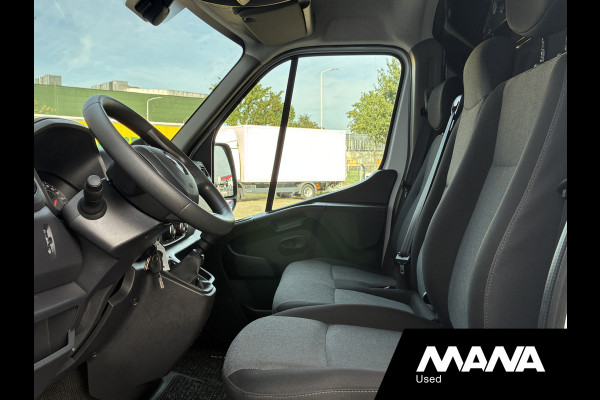 Renault Master T35 2.3 dCi 135 L2H2 Airco Bluetooth Sensoren Radio