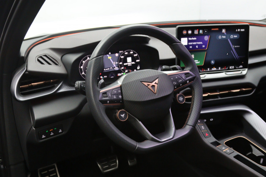 CUPRA Terramar 1.5 TSI e-Hybrid 272 PK VZ Performance PHEV, Panoramadak, Leder, Sennheiser Sound, 360 Camera, 20" LM