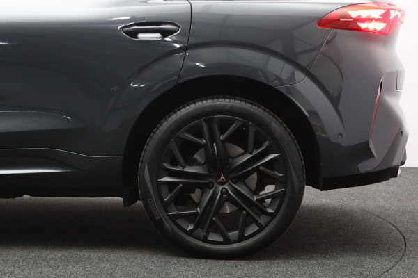 CUPRA Terramar 1.5 TSI e-Hybrid 272 PK VZ Performance PHEV, Panoramadak, Leder, Sennheiser Sound, 360 Camera, 20" LM