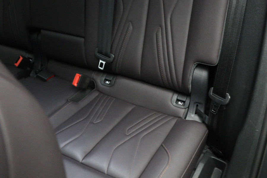 CUPRA Terramar 1.5 TSI e-Hybrid 272 PK VZ Performance PHEV, Panoramadak, Leder, Sennheiser Sound, 360 Camera, 20" LM