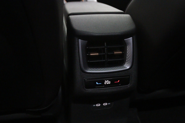 CUPRA Terramar 1.5 TSI e-Hybrid 272 PK VZ Performance PHEV, Panoramadak, Leder, Sennheiser Sound, 360 Camera, 20" LM