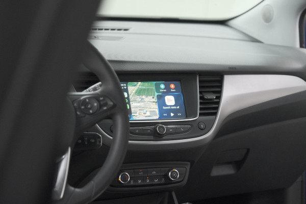 Opel Crossland X 1.2 Turbo 110 Online Edition | Trekhaak | Apple Carplay | Cruise Control | 16 Inch Lichtmetalen Velgen