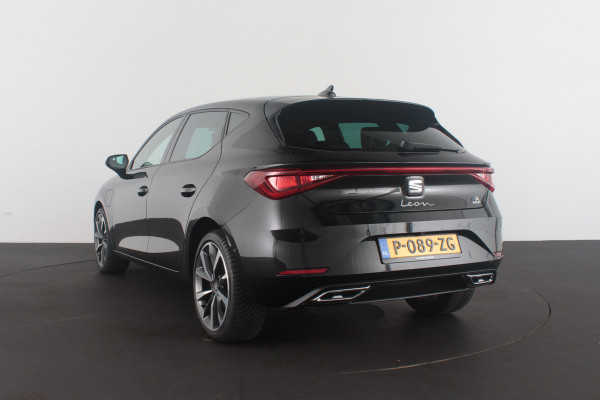 Seat Leon 1.4 TSI eHybrid PHEV FR > SOH 100%!/18inch/Winterpakket/Matrix-LED