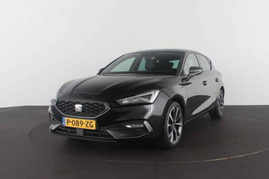 Seat Leon 1.4 TSI eHybrid PHEV FR > SOH 100%!/18inch/Winterpakket/Matrix-LED