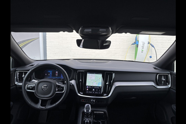Volvo V60 2.0 T8 Plug-in hybrid AWD Plus Dark | Zwenkbare trekhaak | Adaptieve cruise | Memory  | Blis | Harman Kardon |