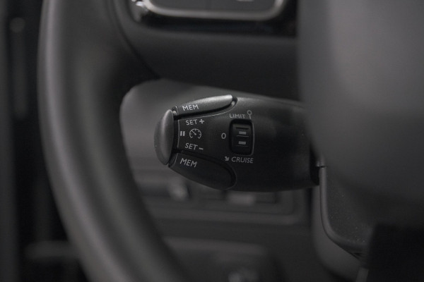 Citroën C3 Aircross PureTech 130 EAT6 Plus | Stoelverwarming | Parkeersensoren | Apple Carplay