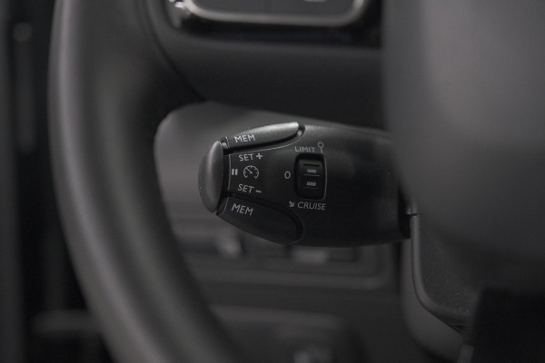 Citroën C3 Aircross PureTech 130 EAT6 Plus | Stoelverwarming | Parkeersensoren | Apple Carplay