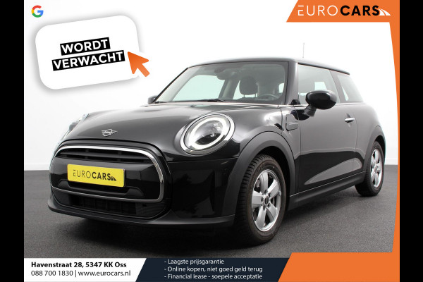 MINI Cooper 1.5 3-Deurs 136pk Automaat Essential Trim Climate control Navigatie Cruise control LED Parkeersensoren Apple carplay/ Android Auto Lichtmetalen velgen