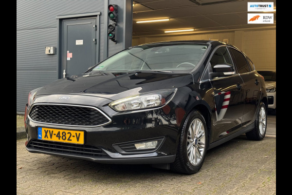 Ford Focus 1.0 Lease Edition / NWE DISTR.RIEM !! / VOORRUITVERW. / ALL-SEASON / CRUISE / BLUET. / CARPLAY / PRIVACY GLASS / '16 !