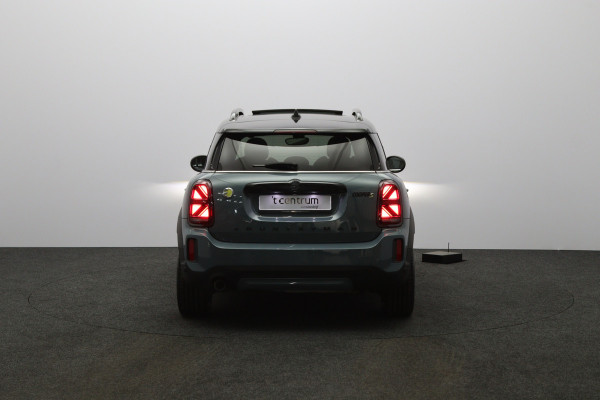 MINI Countryman 1.5 Cooper S E 220 PK PHEV ALL4 Classic, Panoramadak, LED, Head-Up
