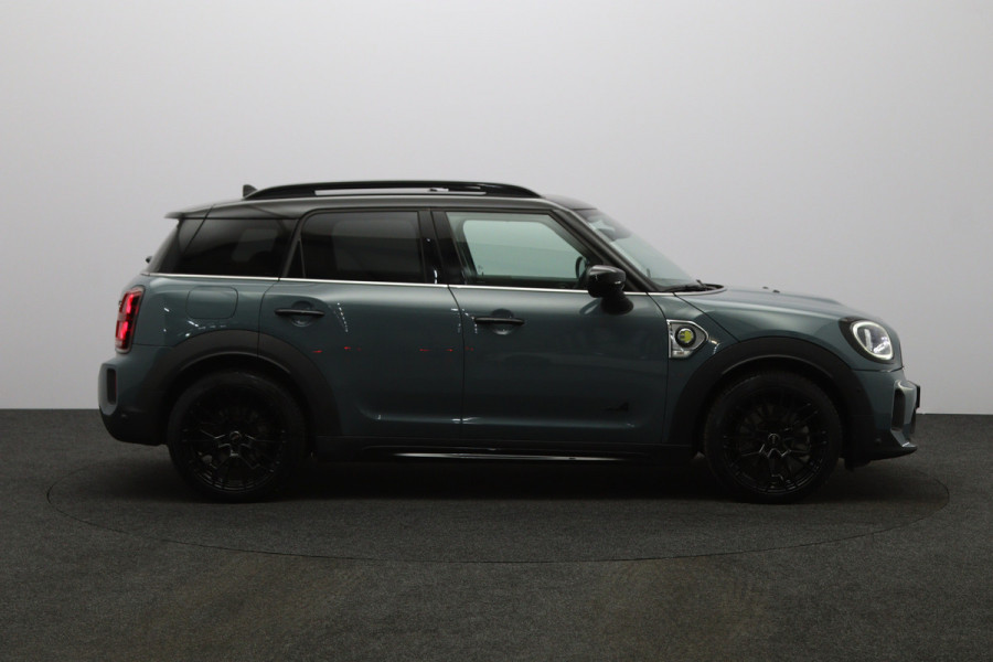 MINI Countryman 1.5 Cooper S E 220 PK PHEV ALL4 Classic, Panoramadak, LED, Head-Up