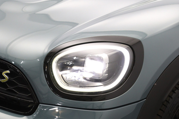 MINI Countryman 1.5 Cooper S E 220 PK PHEV ALL4 Classic, Panoramadak, LED, Head-Up