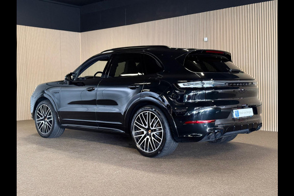 Porsche Cayenne 3.0 E-Hybrid SPORT DESIGN-PANORAMA-LUCHTV.-STOELEN 18 VOUDIG-NPR. € 154.306-NL AUTO-BTW